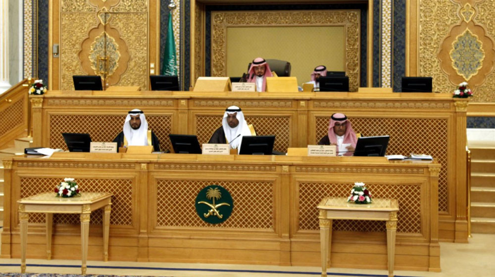الشورى يدعو وزارة التعليم إلى إعادة النظر في مناهج اللغة العربية الجديدة