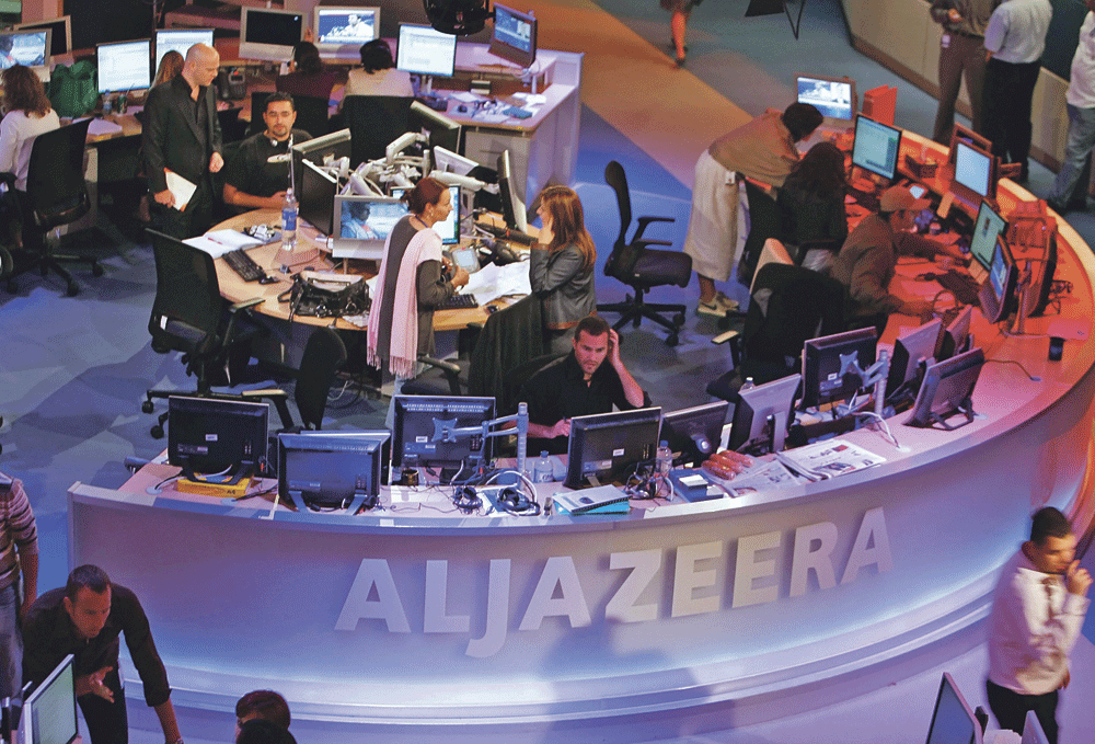 تعمد قناة الجزيرة بمختلف نسخها إلى زرع الفتنة والتحريض بين الدول (أ.ف.ب)