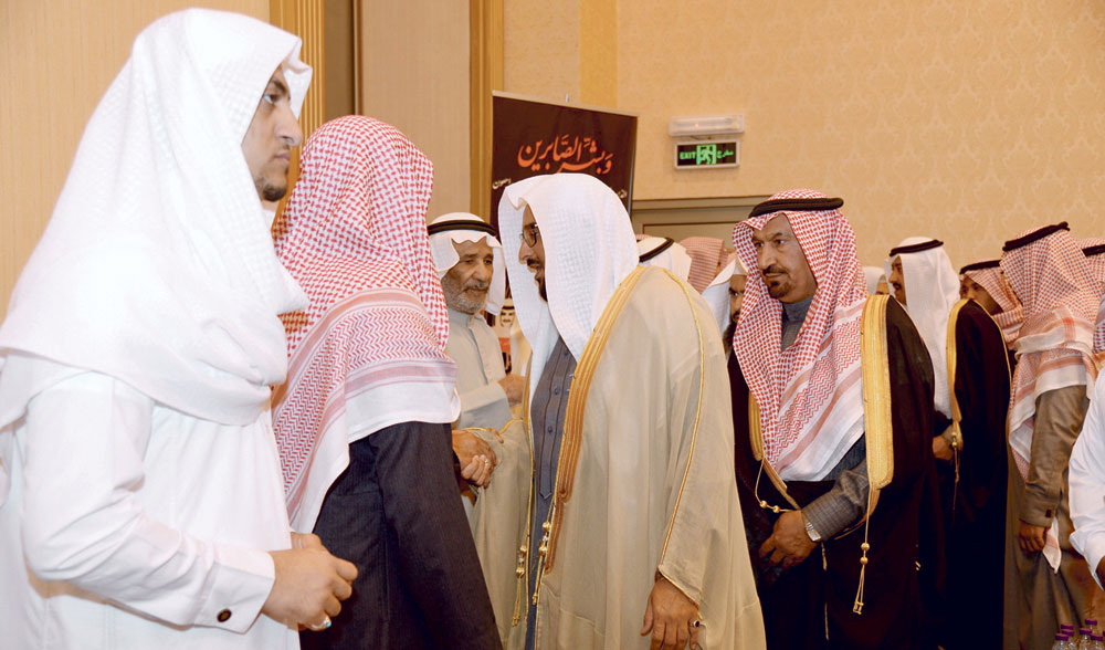أهالي القصيم أثناء تعزية أهالي الشهداء 