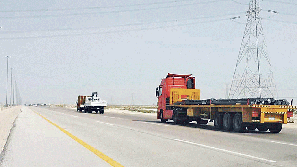 موقع حادث الطالبات بطريق أبو حدرية صباح أمس (اليوم)