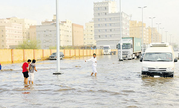 الامطار اغرقت أحياء جدة